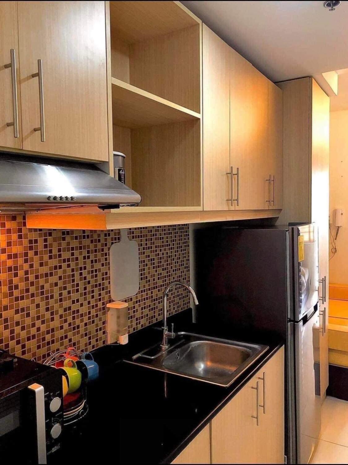 Jrt Suites Tagaytay タガイタイ エクステリア 写真