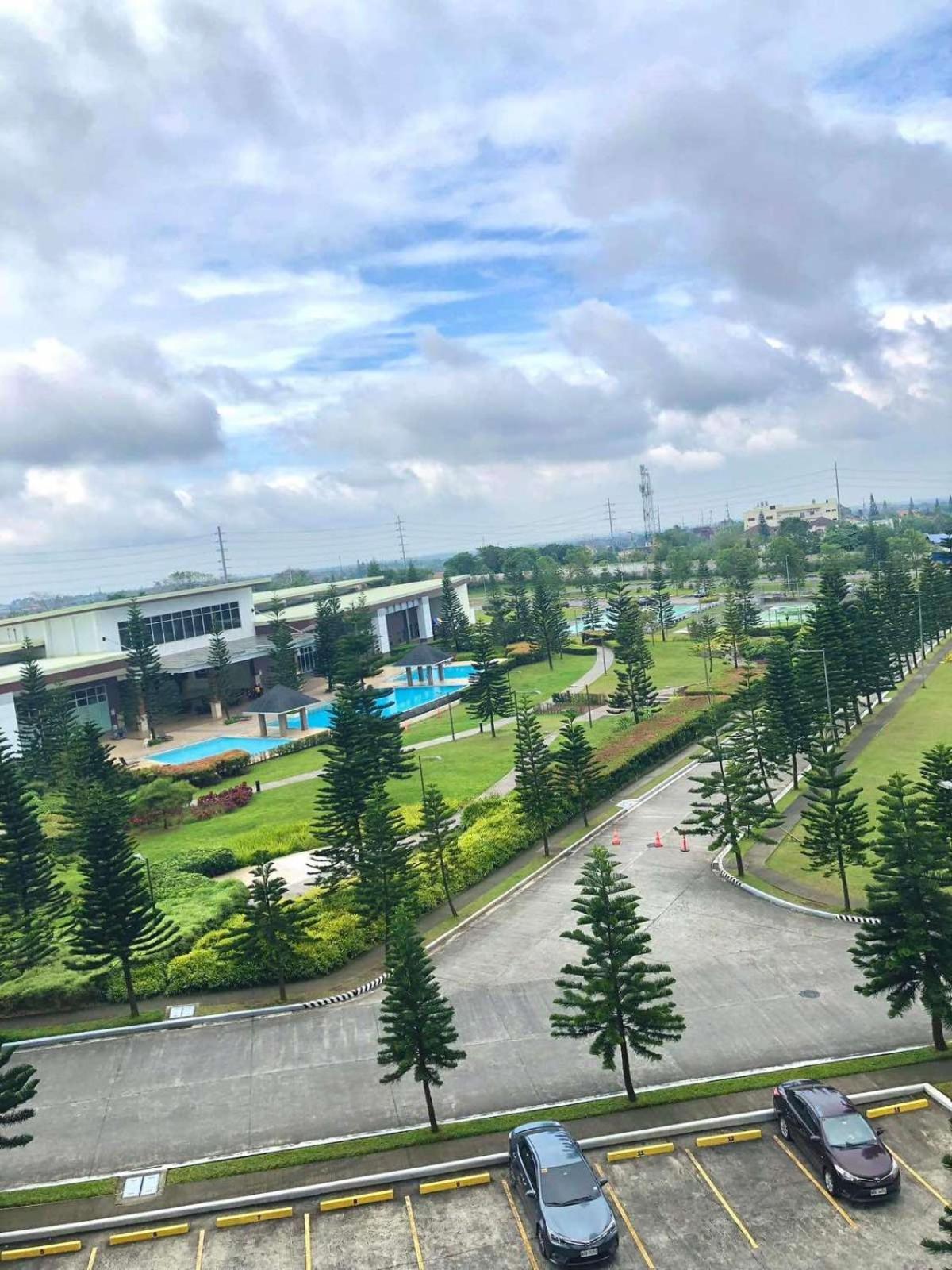 Jrt Suites Tagaytay タガイタイ エクステリア 写真