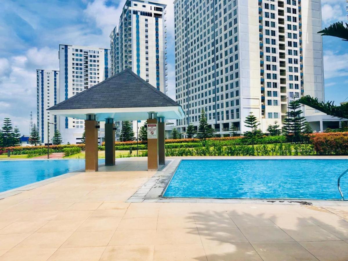 Jrt Suites Tagaytay タガイタイ エクステリア 写真
